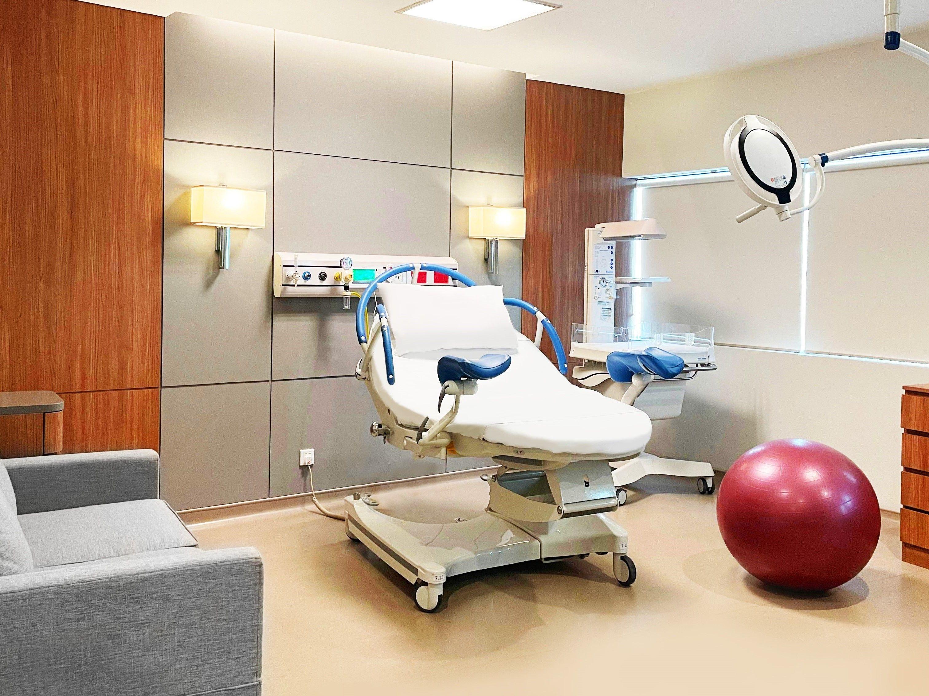 Private Delivery Suite